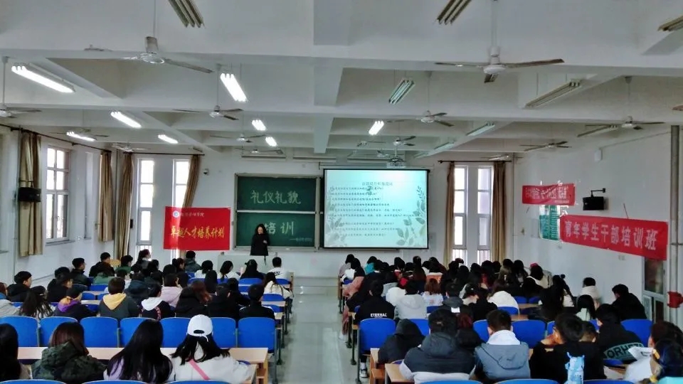 QQ图片20201123110940.jpg QQ图片20201123110940.jpg