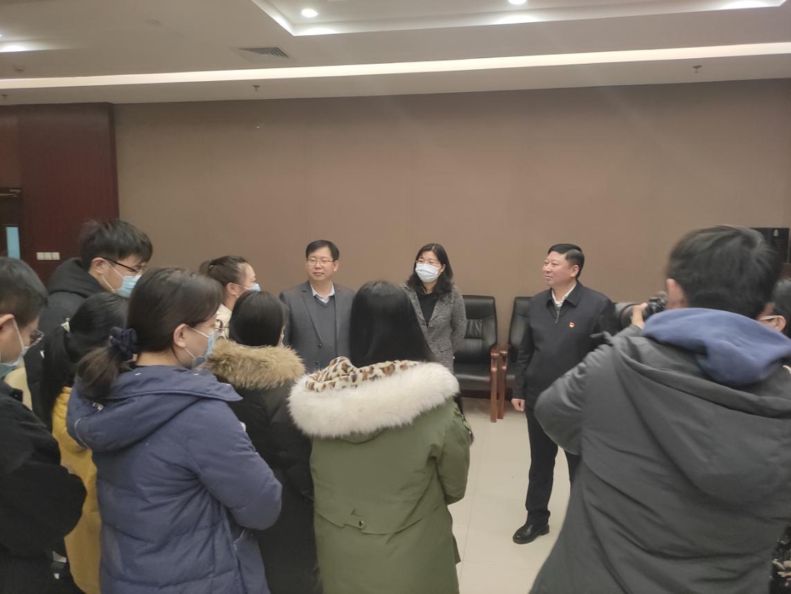 图片4.jpg 图片4.jpg