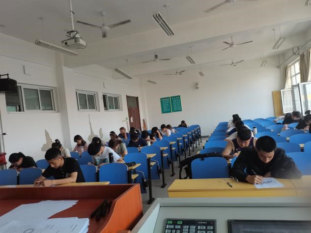 四六级2.jpg 四六级2.jpg