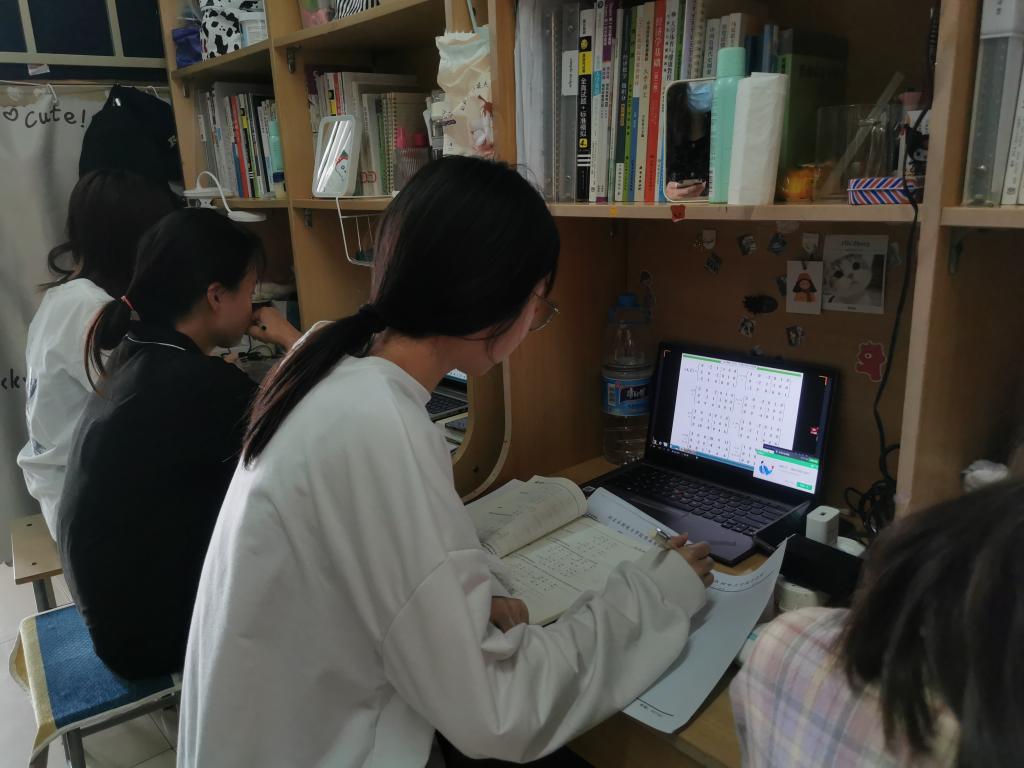 图片2.jpg 图片2.jpg