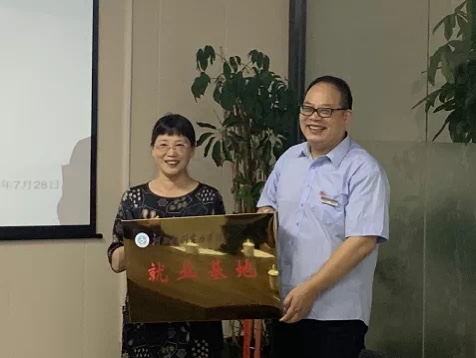 图片3.jpg 图片3.jpg